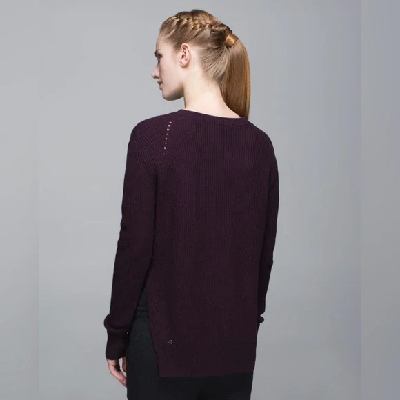 🍒 CHIC + COZY!! 💜 EUC Lululemon Seva Sweater | Sz 6 | Black Cherry | Retail $106 - Picture 3 of 14